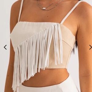 Le Lis Collection | Woman's Two Tone White Tan Ribbed Fringe Crop Top, Size L